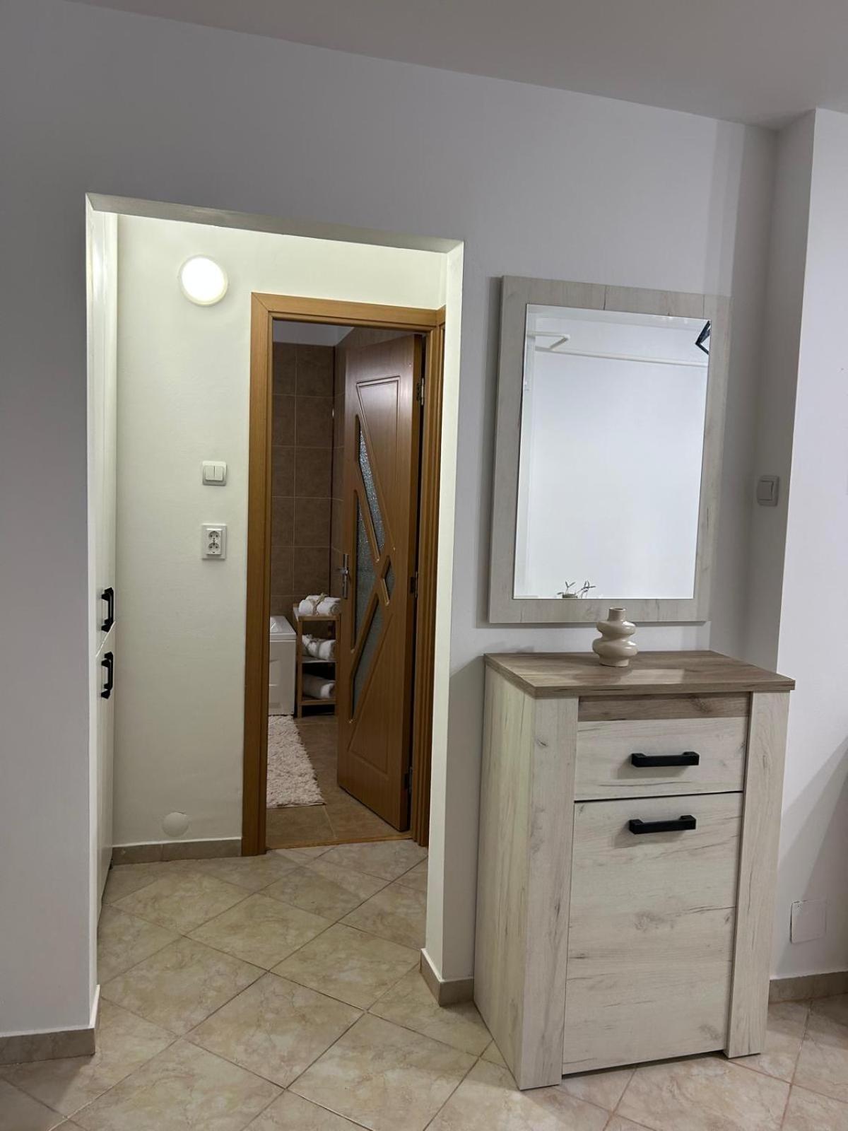 Jasminique Suite Craiova Esterno foto